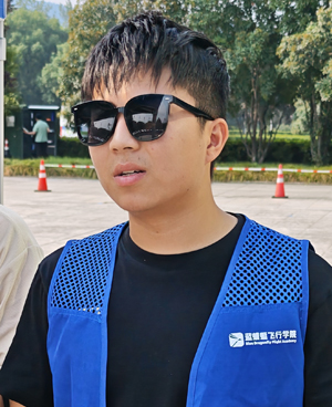 周翰
